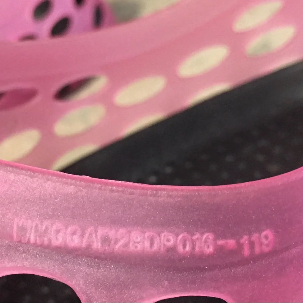 Pink Perforated Water Shoes Clogs Slip On Aqua Beach Pool Shower Flats Like New